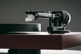 Pro-Ject Debut EVO 2 Satin Steel Blue - gramofon analogowy Pro-Ject Debut EVO 2 Satin Steel Blue - gramofon analogowy