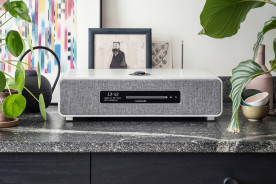 Ruark Audio R5 Soft Grey - system audio typu "all-in-one" Ruark Audio R5 Soft Grey - system audio typu "all-in-one"