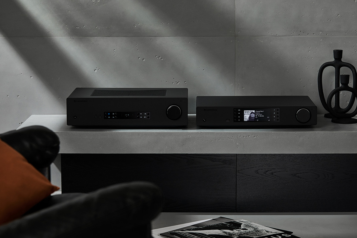 Cambridge Audio CXA61 Black Edition - wzmacniacz stereo