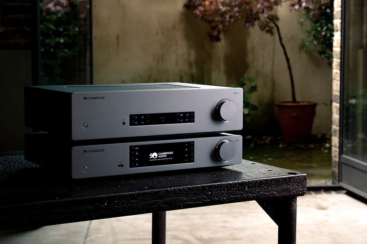 Cambridge Audio CXA81 - wzmacniacz stereo Cambridge Audio CXA81 - wzmacniacz stereo