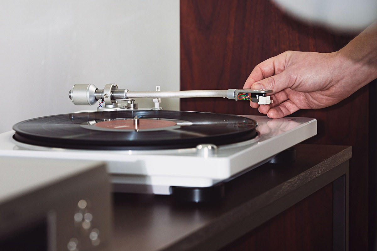 Denon DP-400 Black - gramofon analogowy