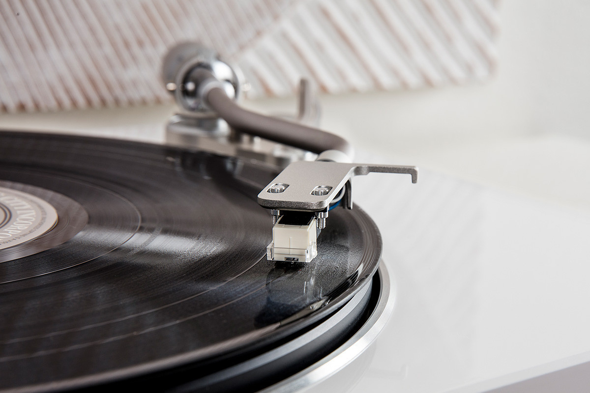 Denon DP-400 White - gramofon analogowy