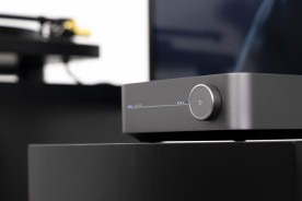 WiiM Amp Silver - system audio typu "all-in-one"