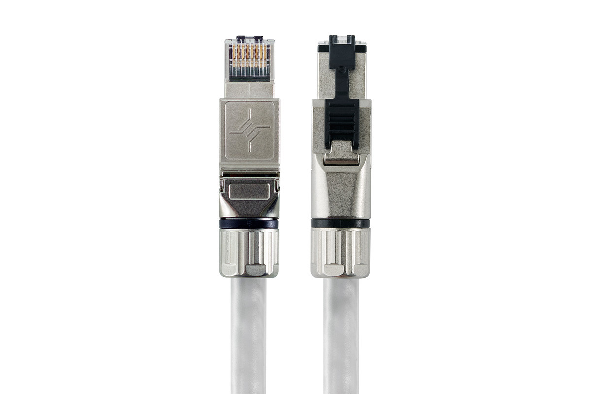 QED Reference Ethernet - przewód typu patchcord RJ45/RJ45 o długości 1 m