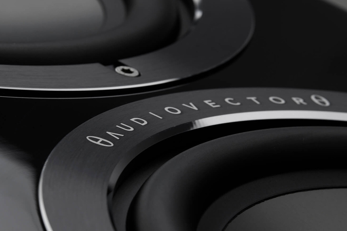 Audiovector QR 7 Black Piano - kolumny podłogowe