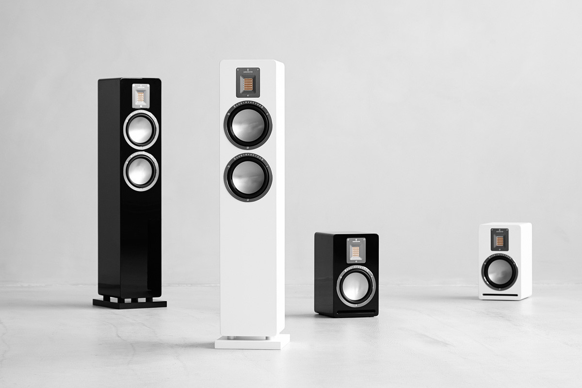 Audiovector QR 1 Dark Walnut - kolumny podstawkowe