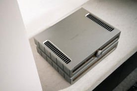 Roksan Caspian 4G Integrated Silver - wzmacniacz stereo Roksan Caspian 4G Integrated Silver - wzmacniacz stereo