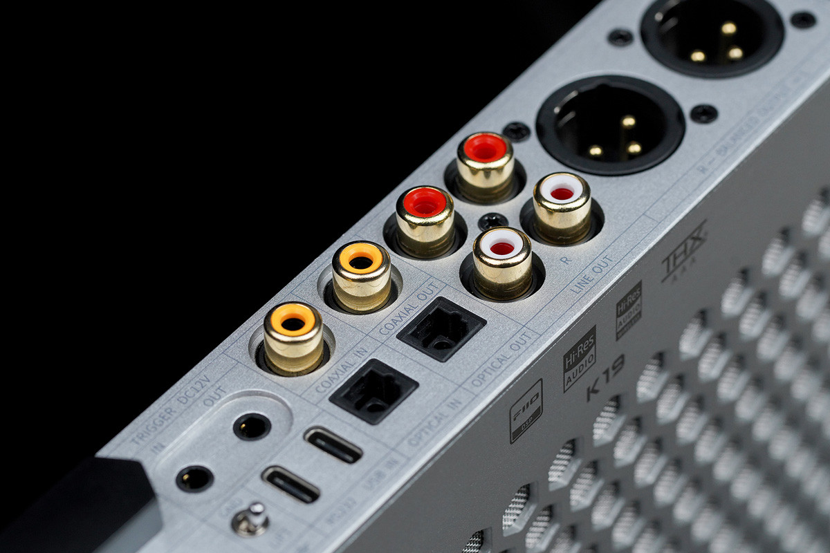 FiiO K19 Silver - wzmacniacz słuchawkowy z przetwornikiem DAC USB FiiO K19 Silver - wzmacniacz słuchawkowy z przetwornikiem DAC USB