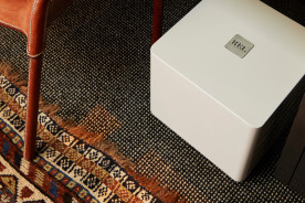 REL T/5x White Piano - subwoofer aktywny