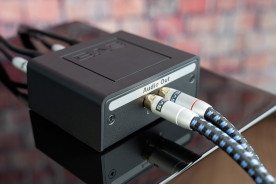 SVS SoundPath Speaker Level Subwoofer Adapter - konwerter sygnału subwoofera SVS SoundPath Speaker Level Subwoofer Adapter - konwerter sygnału subwoofera