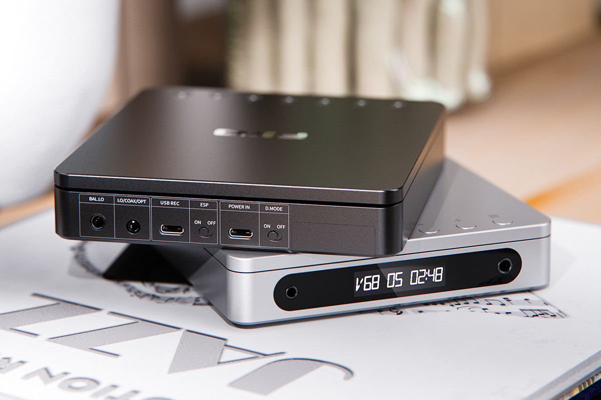 FiiO DM13 BT Silver - przenośny odtwarzacz CD FiiO DM13 BT Silver - przenośny odtwarzacz CD