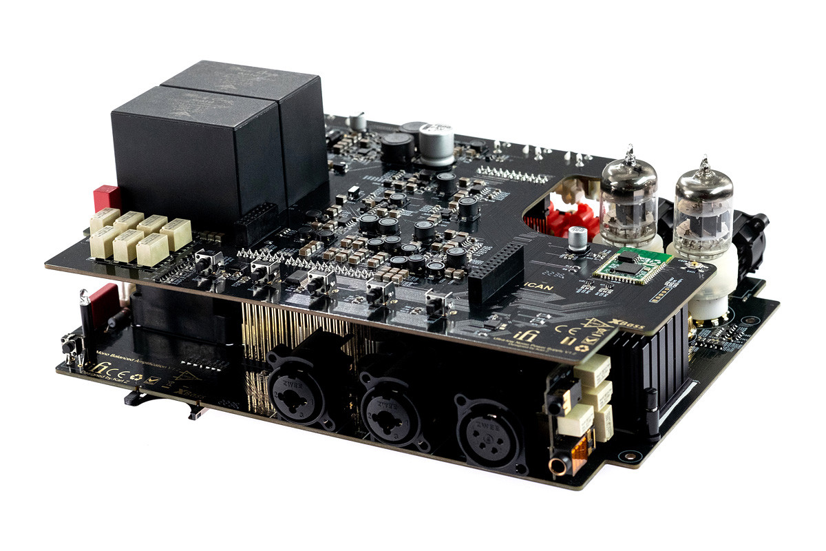 iFi audio iCAN Phantom - wzmacniacz słuchawkowy