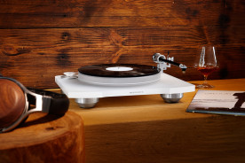Marantz TT-15S1 - gramofon analogowy Marantz TT-15S1 - gramofon analogowy