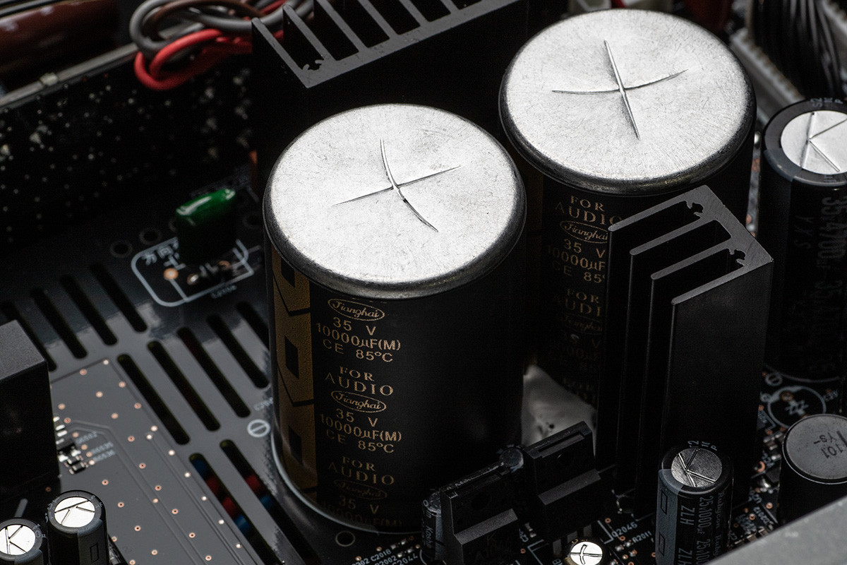 Marantz AMP 20 - wzmacniacz | wielokanałowa końcówka mocy Marantz AMP 20 - wzmacniacz | wielokanałowa końcówka mocy