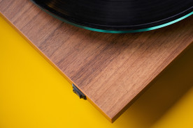 Pro-Ject T2 Super Phono Black High Gloss - gramofon analogowy