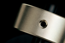 Pro-Ject T2 W Black High Gloss - gramofon analogowy