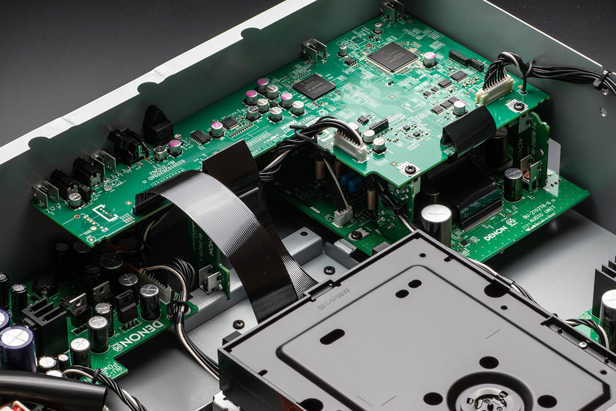 Denon DCD-1700NE Premium Silver - odtwarzacz płyt CD/SACD