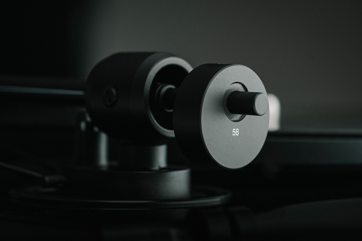 Pro-Ject E1.2 Black High Gloss - gramofon analogowy Pro-Ject E1.2 Black High Gloss - gramofon analogowy