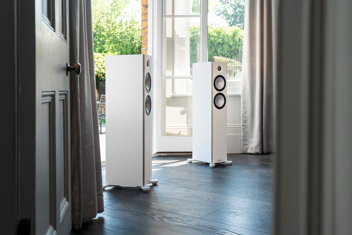 Monitor Audio Bronze 300 7G Black - kolumny podłogowe