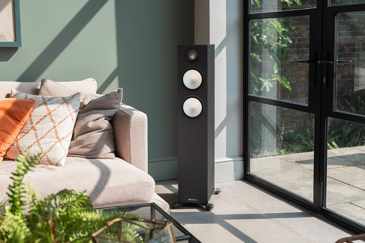 Monitor Audio Bronze 300 7G Black - kolumny podłogowe