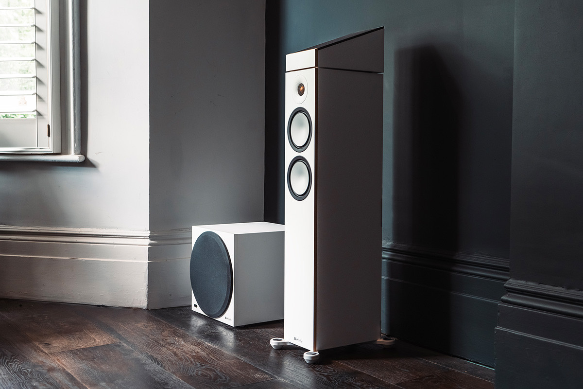 Monitor Audio Bronze AMS 7G Walnut - kolumny efektowe Dolby Atmos, DTS:X, itp. Monitor Audio Bronze AMS 7G Walnut - kolumny efektowe Dolby Atmos, DTS:X, itp.