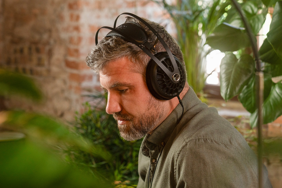 Meze 105 AER - słuchawki przewodowe