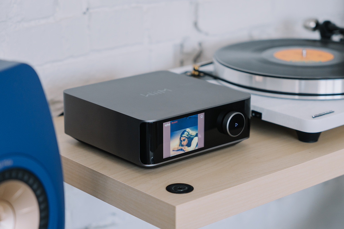 WiiM Amp Ultra Silver - system audio typu "all-in-one"