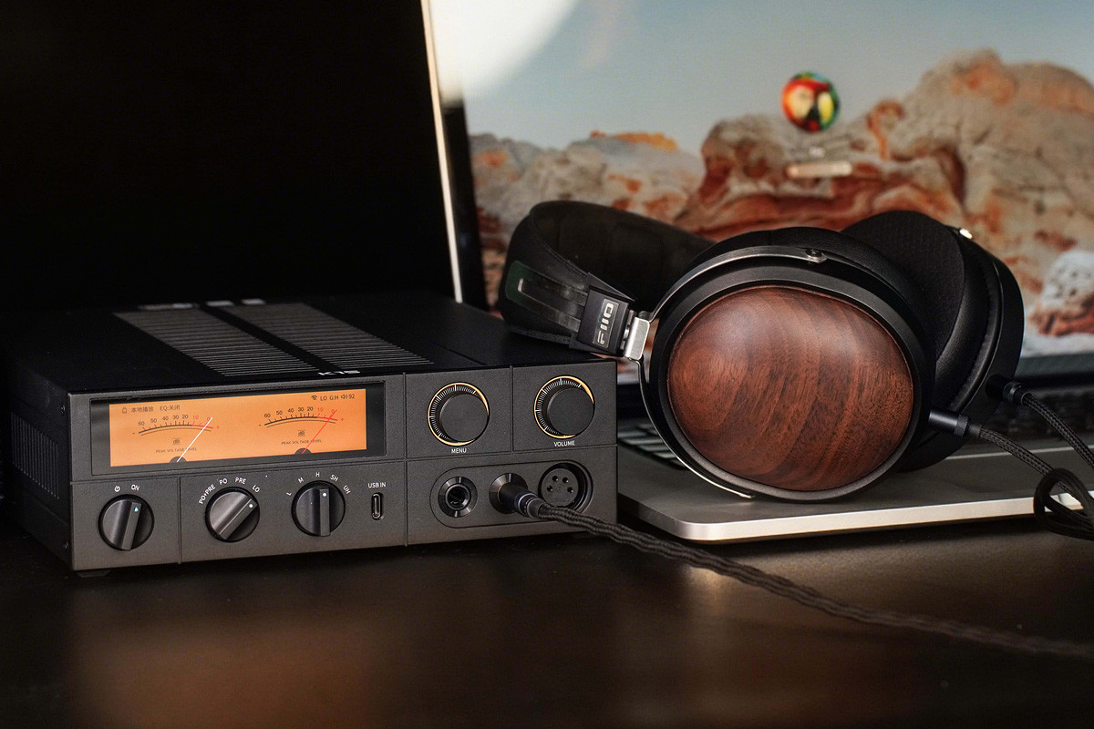 FiiO K15 Silver - wzmacniacz słuchawkowy z przetwornikiem DAC USB FiiO K15 Silver - wzmacniacz słuchawkowy z przetwornikiem DAC USB