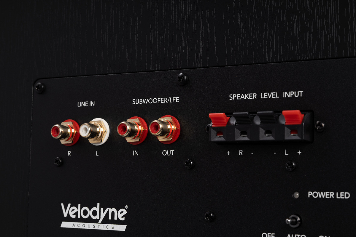 Velodyne Acoustics Deep Blue 12 Black - subwoofer aktywny