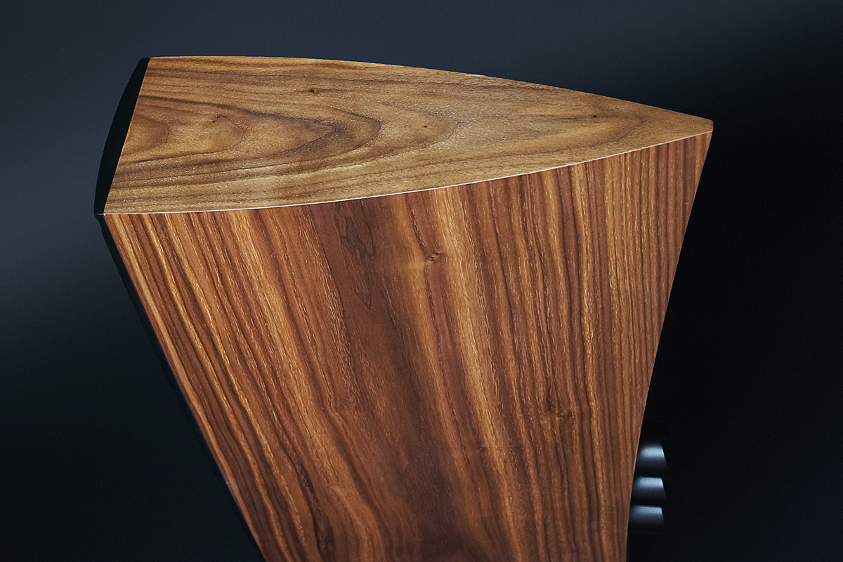 Scansonic HD Q3 Walnut - kolumny podłogowe