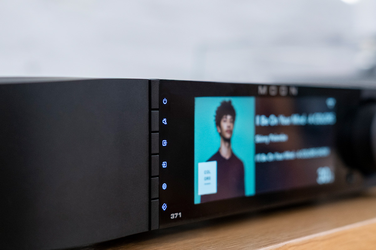 Moon Compass 371 Black - system audio typu "all-in-one"