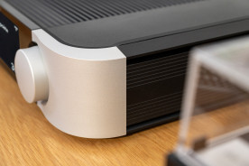 Moon Compass 371 2-tone - system audio typu "all-in-one"