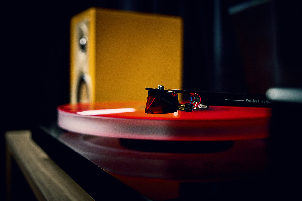 Dali Kupid Caramel White - kolumny podstawkowe