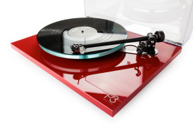 Rega Planar 3 High Gloss Red - gramofon analogowy