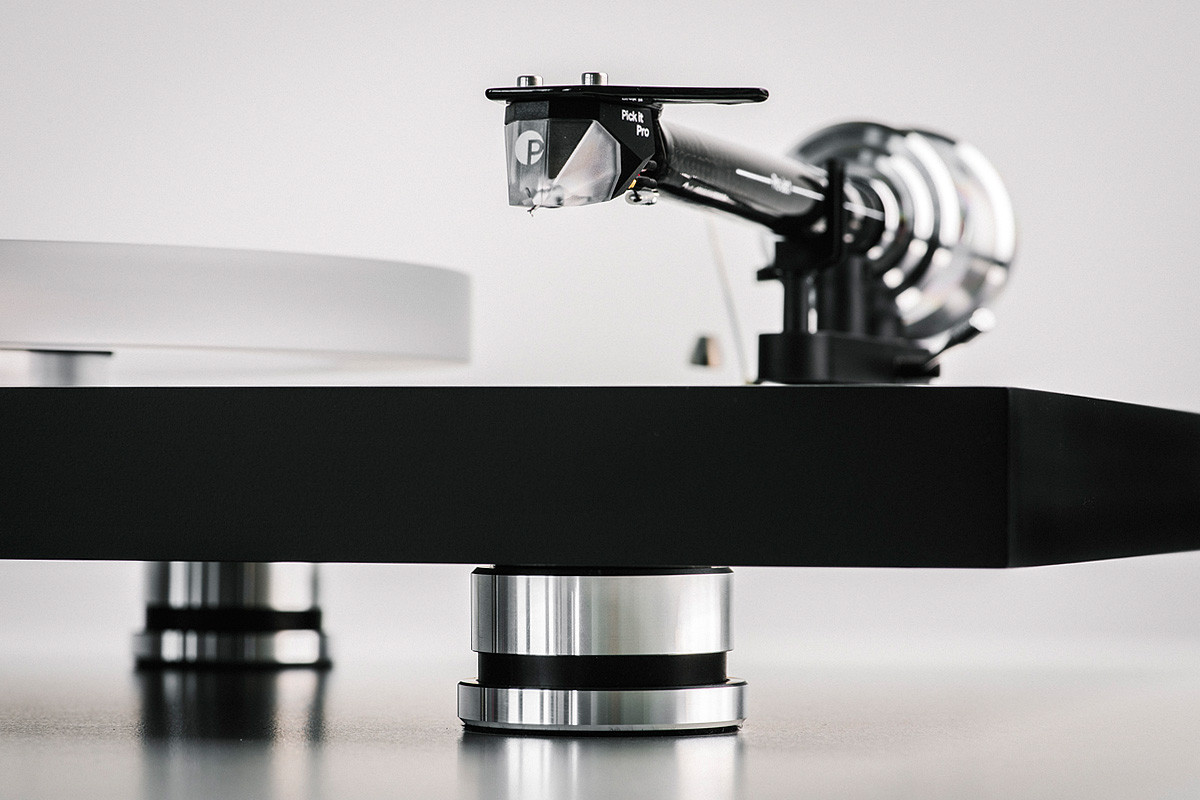 Pro-Ject Debut Reference 10 - gramofon analogowy