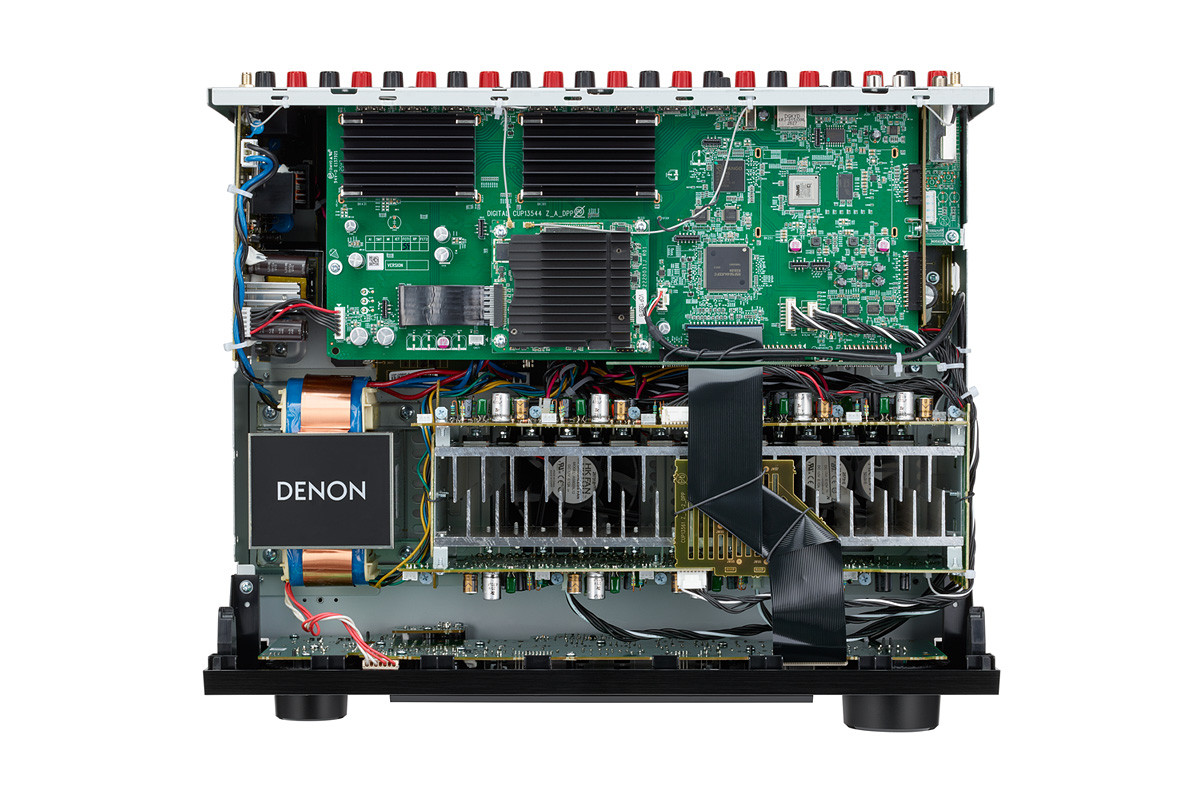 Denon AVC-X3900H - amplituner wielokanałowy
