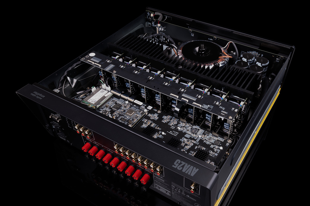 Arcam AVA25 - amplituner wielokanałowy