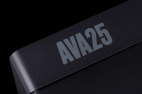 Arcam AVA25 - amplituner wielokanałowy