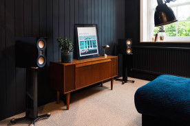 Monitor Audio Studio 89 High Gloss White - kolumny podstawkowe