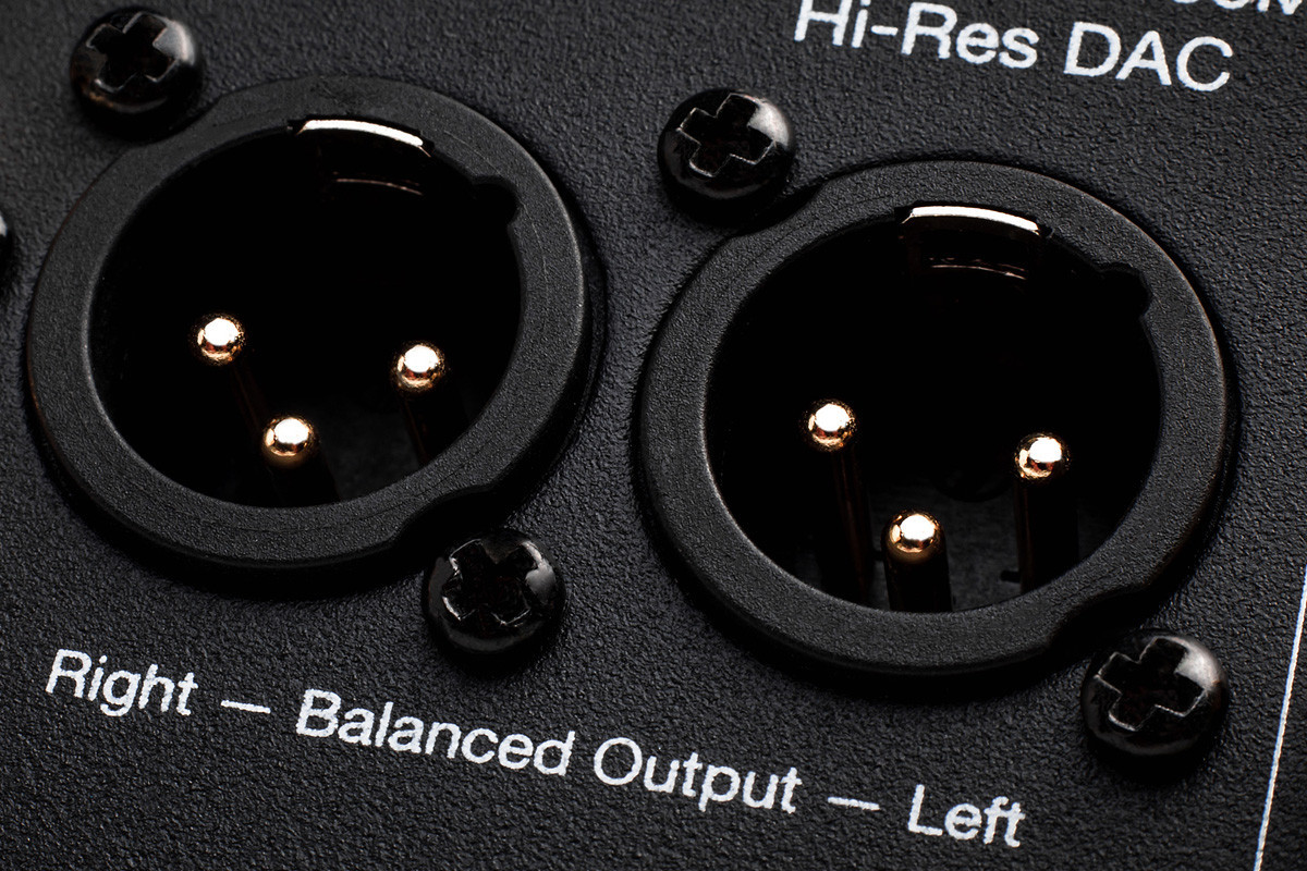 Cambridge Audio DacMagic 200M - przetwornik cyfrowo-analogowy DAC USB ze wzmacniaczem słuchawkowym Cambridge Audio DacMagic 200M - przetwornik cyfrowo-analogowy DAC USB ze wzmacniaczem słuchawkowym