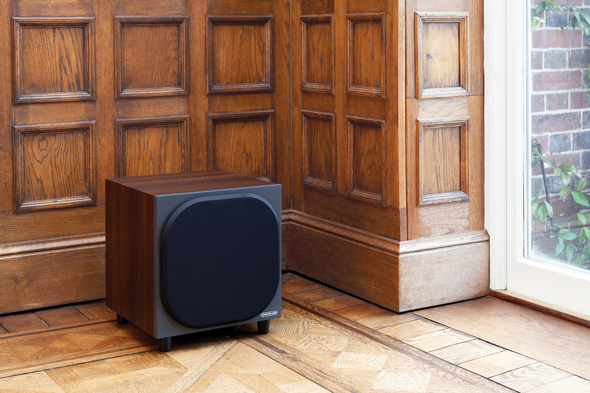 Monitor Audio Bronze W10 White - subwoofer aktywny