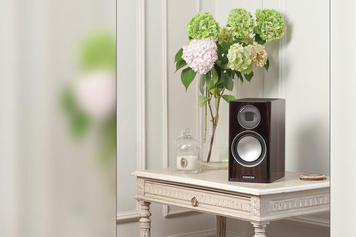 Monitor Audio Gold 100 Satin White - kolumny podstawkowe