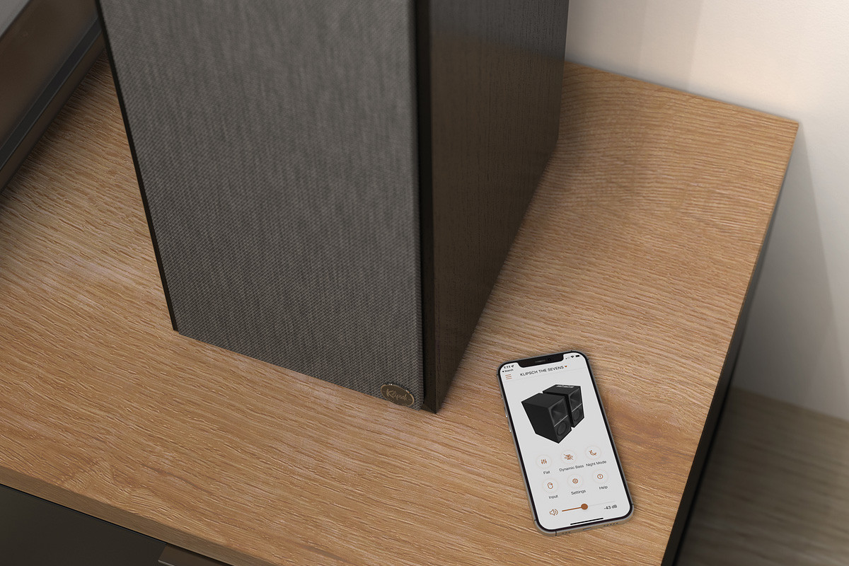 Klipsch The Sevens Walnut - kolumny aktywne Klipsch The Sevens Walnut - kolumny aktywne