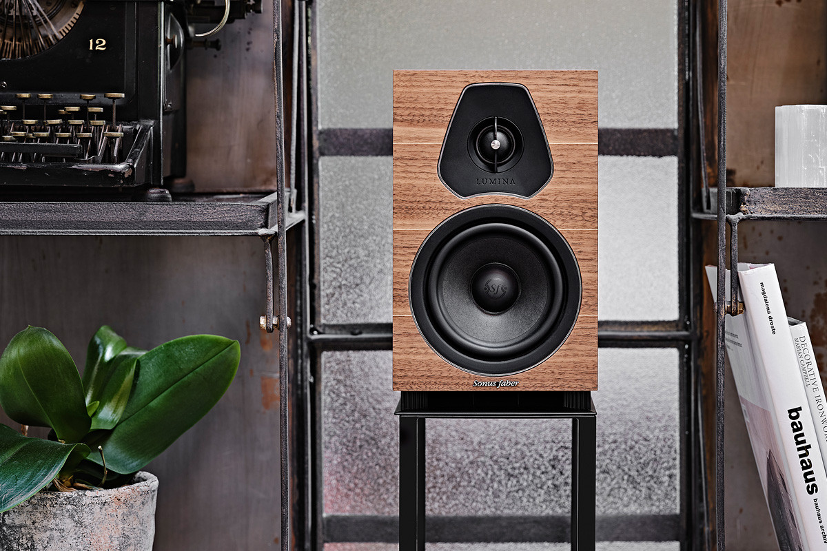 Sonus Faber Lumina II Walnut - kolumny podstawkowe