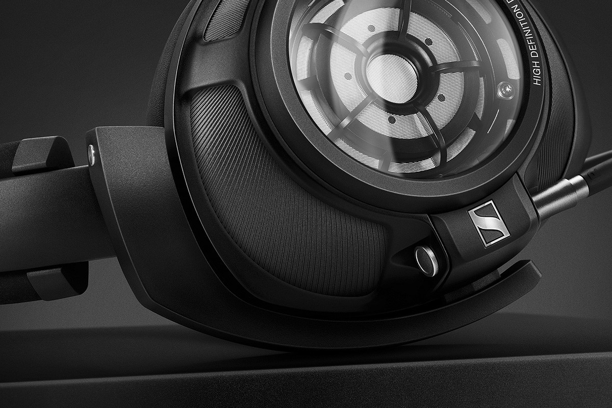 Sennheiser HD 820 - audiofilskie referencyjne słuchawki przewodowe