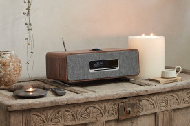 Ruark Audio R3S Rich Walnut - system audio typu "all-in-one" Ruark Audio R3S Rich Walnut - system audio typu "all-in-one"