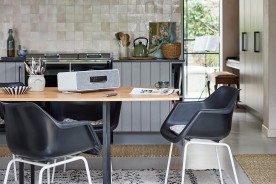 Ruark Audio R3S Soft Grey - system audio typu "all-in-one" Ruark Audio R3S Soft Grey - system audio typu "all-in-one"