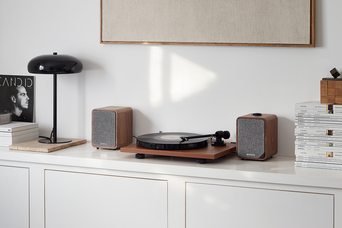 Ruark Audio MR1 Mk2 Rich Walnut - kolumny bezprzewodowe Bluetooth