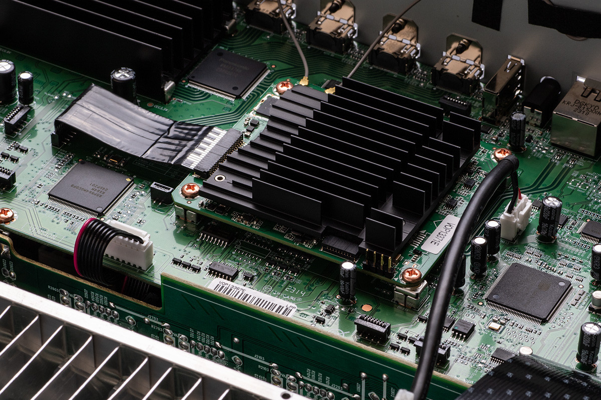 Denon AVR-X1800H - amplituner wielokanałowy