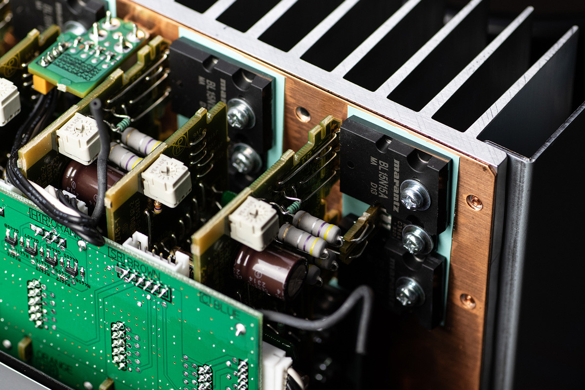 Marantz CINEMA 30 Black - amplituner wielokanałowy Marantz CINEMA 30 Black - amplituner wielokanałowy